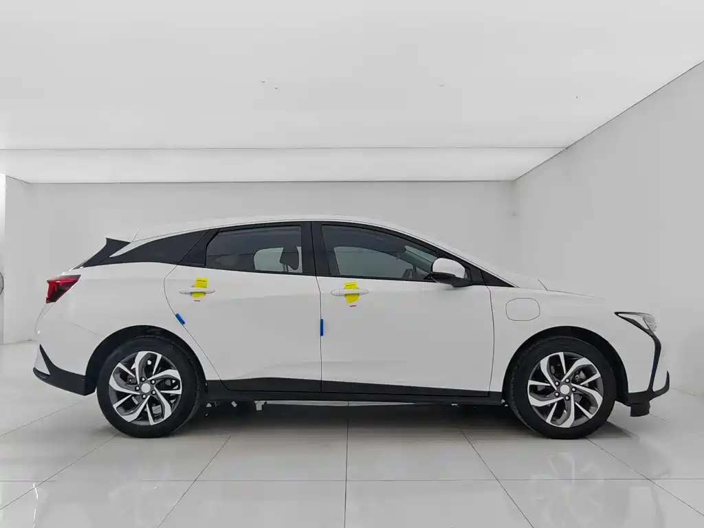 BUICK SLIGHTLY BLUE 6