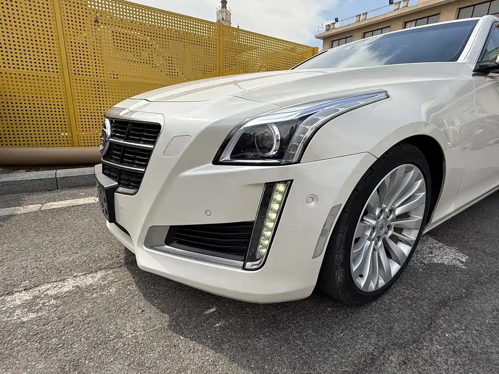 Cadillac CTS — миниатюра 11