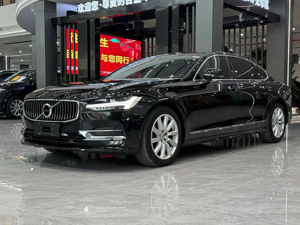 Volvo S90 2019