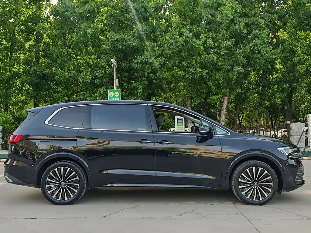 Volkswagen Viloran — миниатюра 7