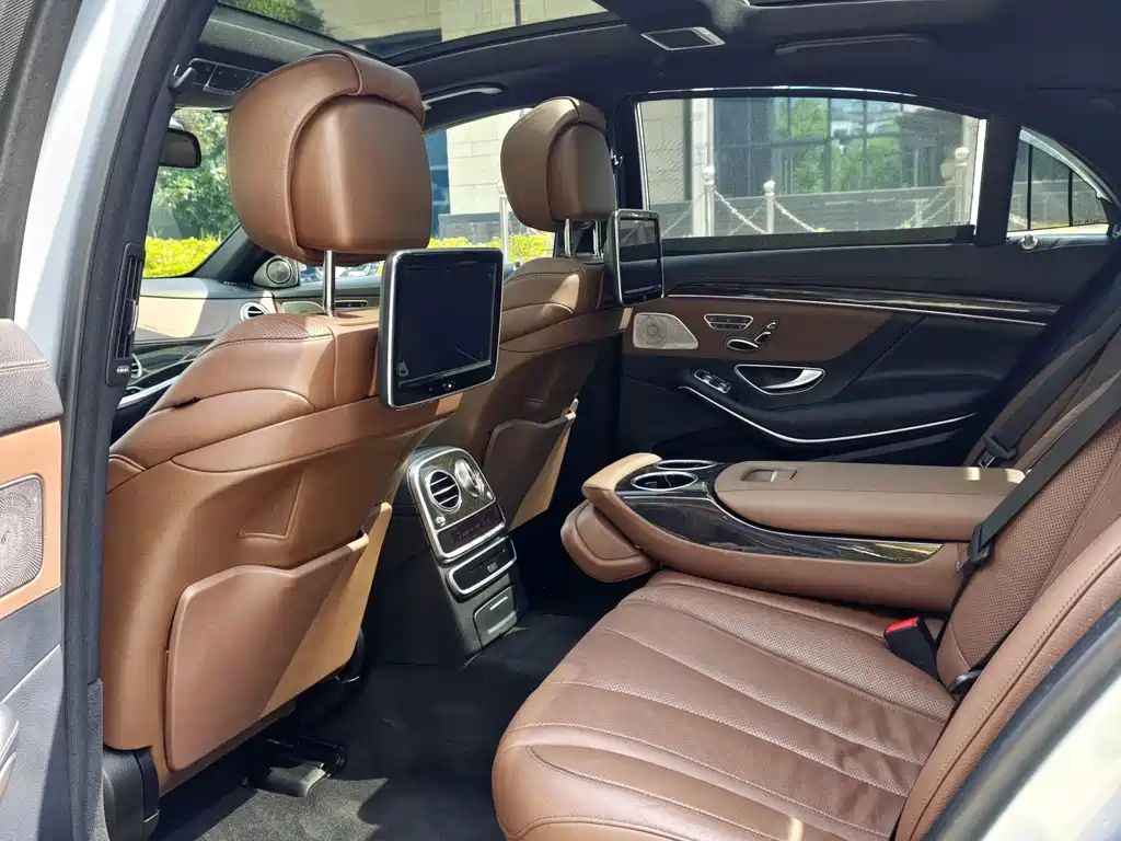 Mercedes-Benz S-Class — миниатюра 9
