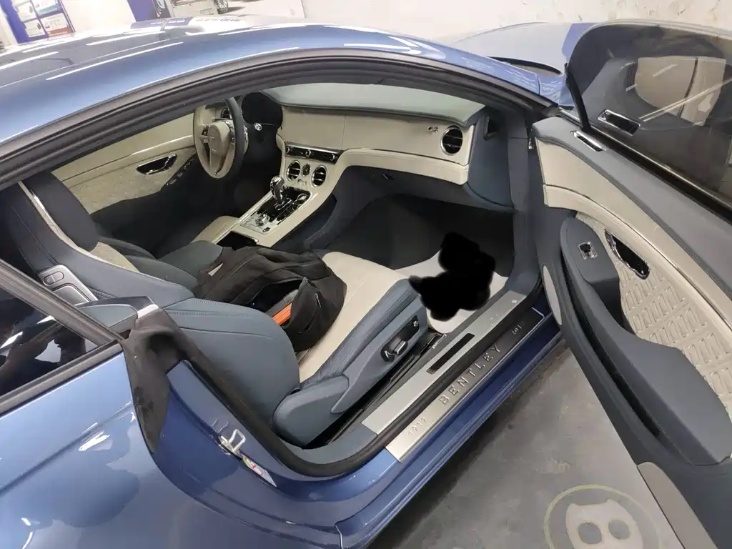 BENTLEY CONTINENTAL