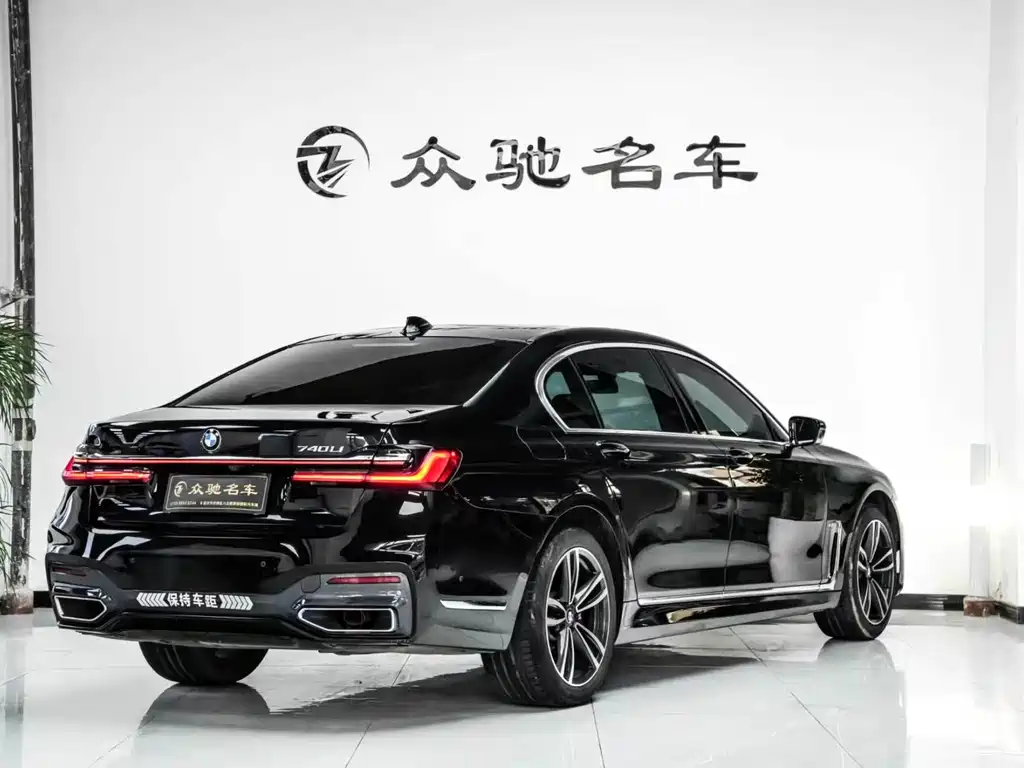 BMW 7 Series 7 2021 730Li M Sport