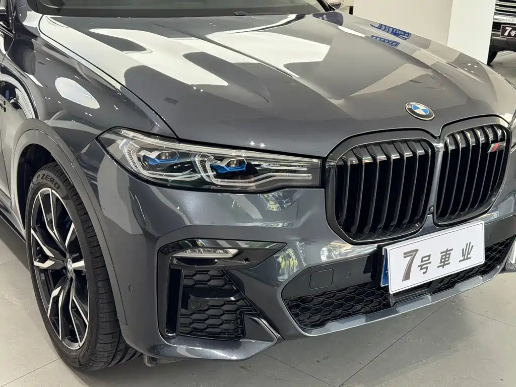 BMW X7 — миниатюра 3