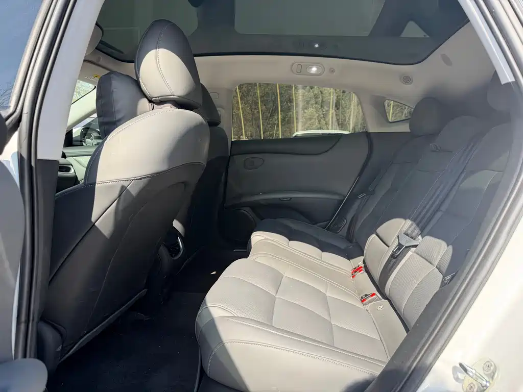 ZHIJI AUTOMOBILE ZHIJI L6