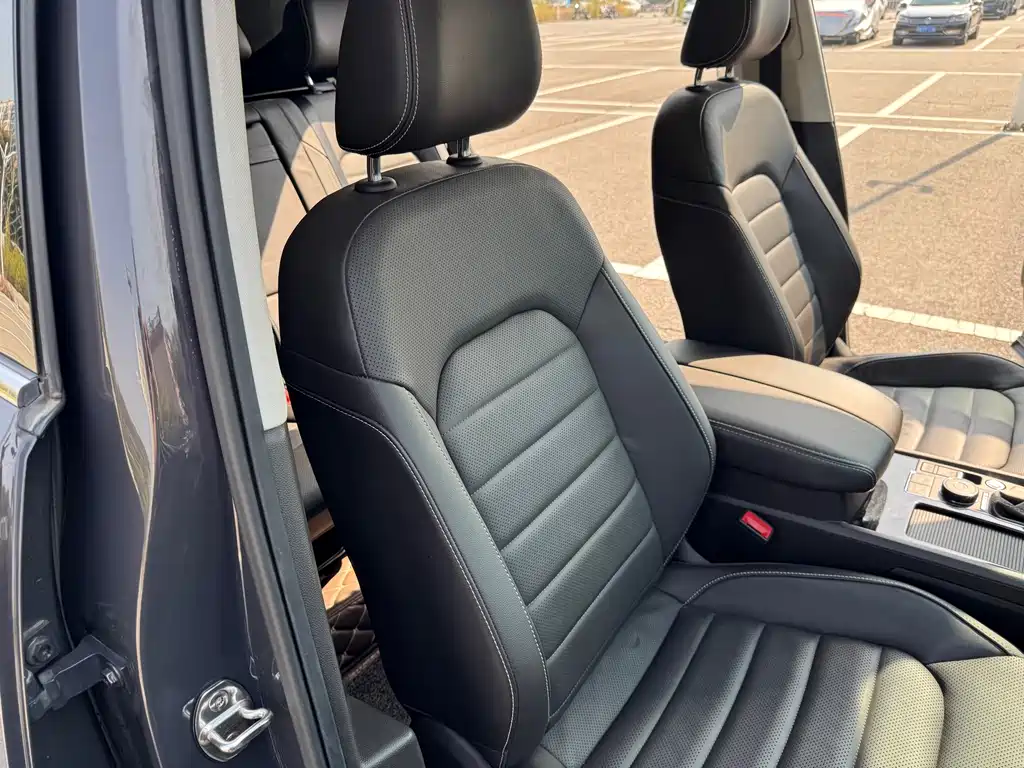 Volkswagen Teramont — миниатюра 24