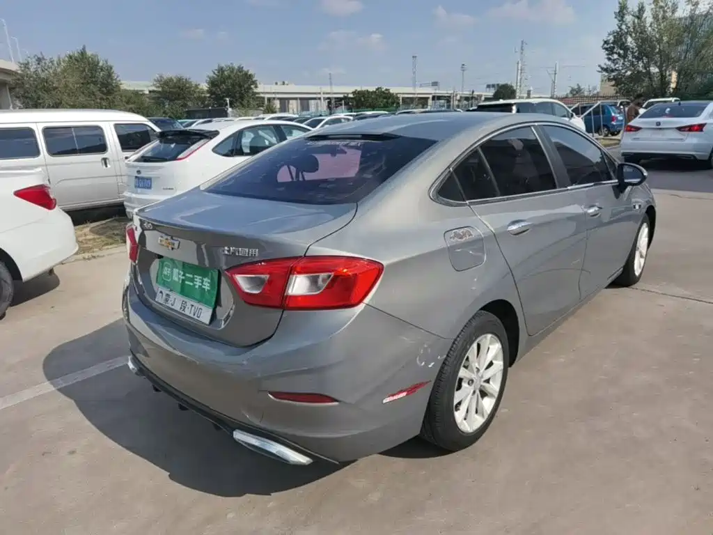 Chevrolet Cruze — миниатюра 4