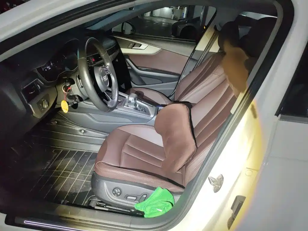Audi A4L — миниатюра 8
