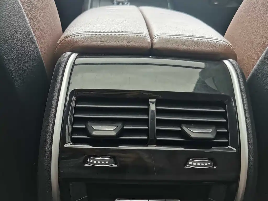BMW X7 xDrive M50i, фото 10