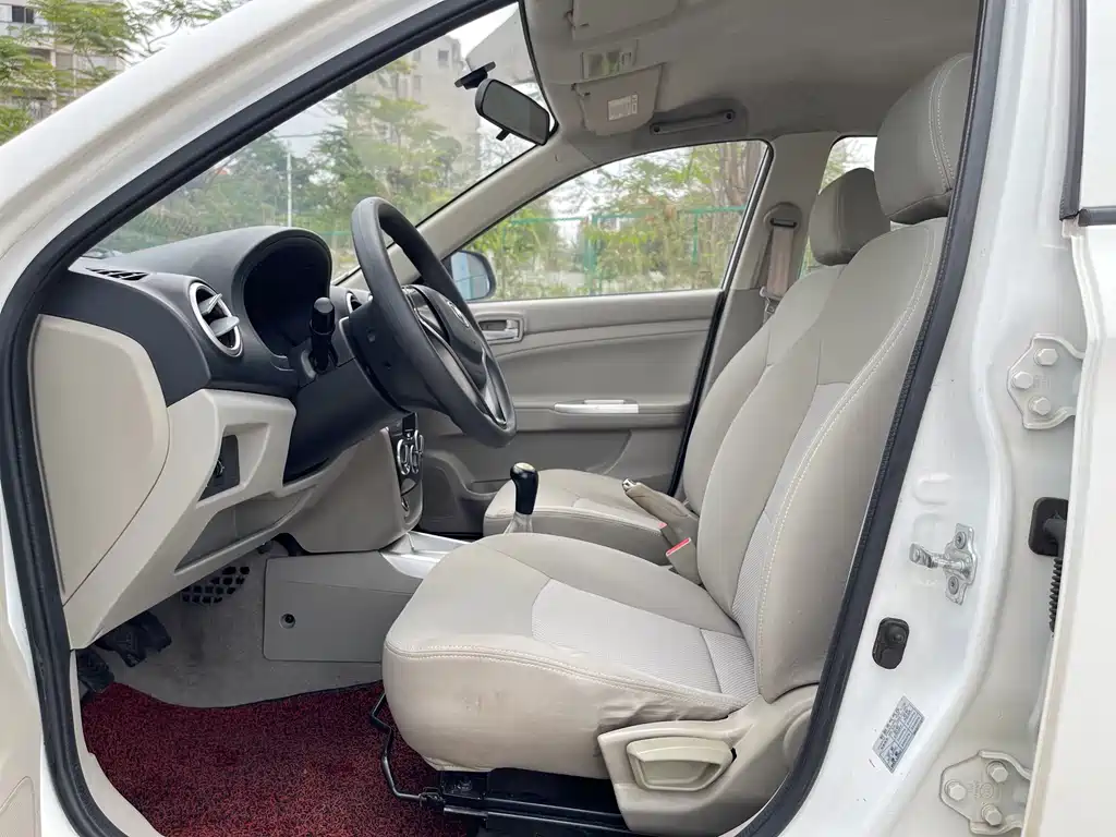 Changan V3 2015 1.4L MT V
