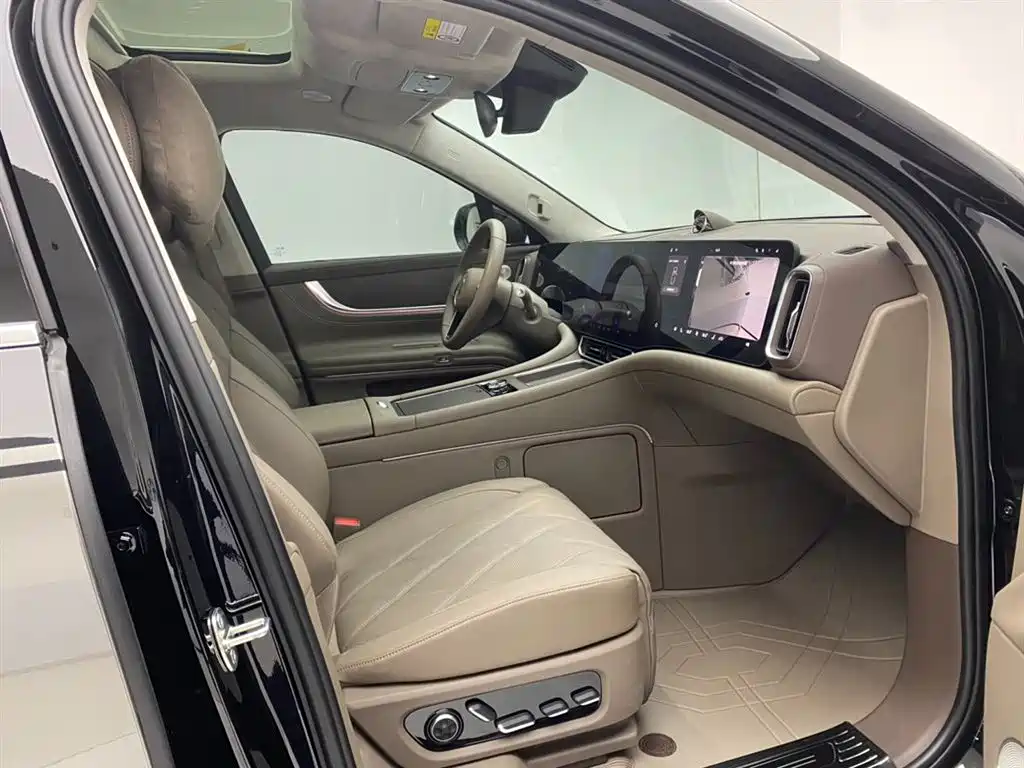 AITO ASK THE WORLD M9