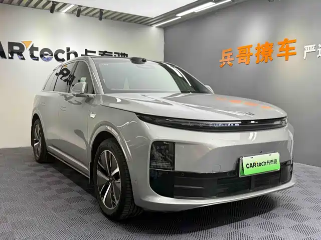 Li Auto IDEAL L6 2025