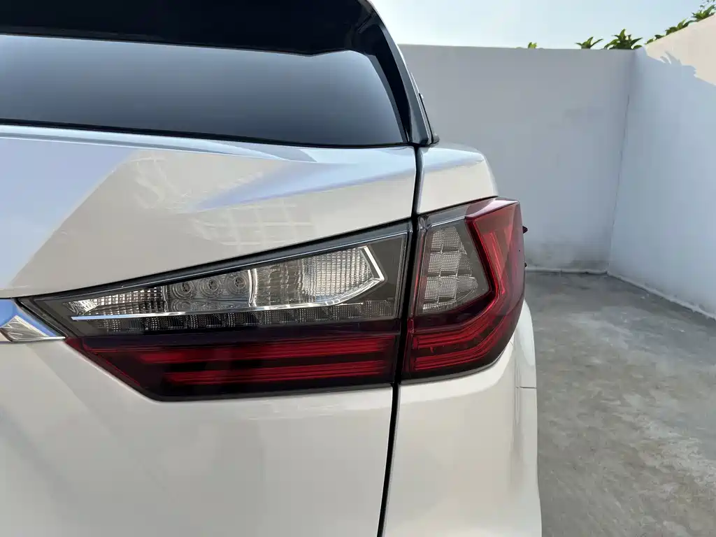 Lexus RX — миниатюра 16