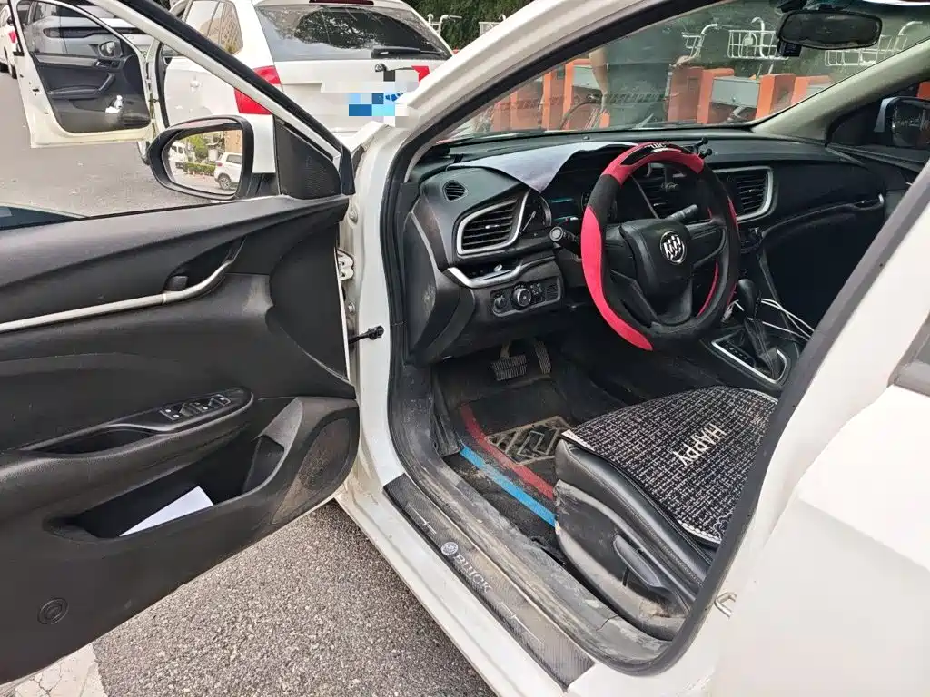 Buick Excelle — миниатюра 12