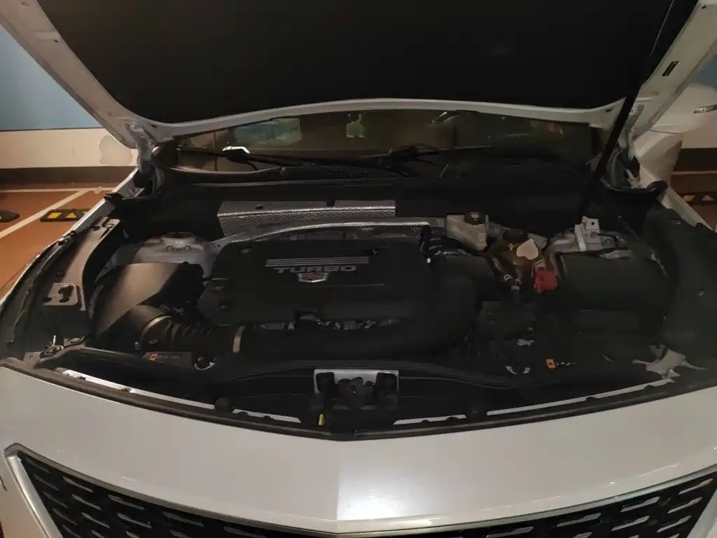 Cadillac XT4 — миниатюра 21