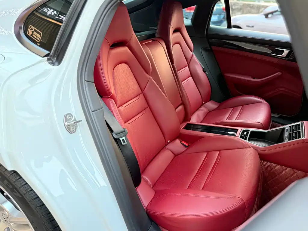 Porsche Panamera — миниатюра 26