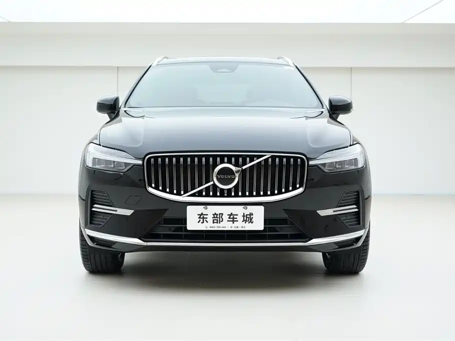 Volvo XC60 2024 B5 Luxury