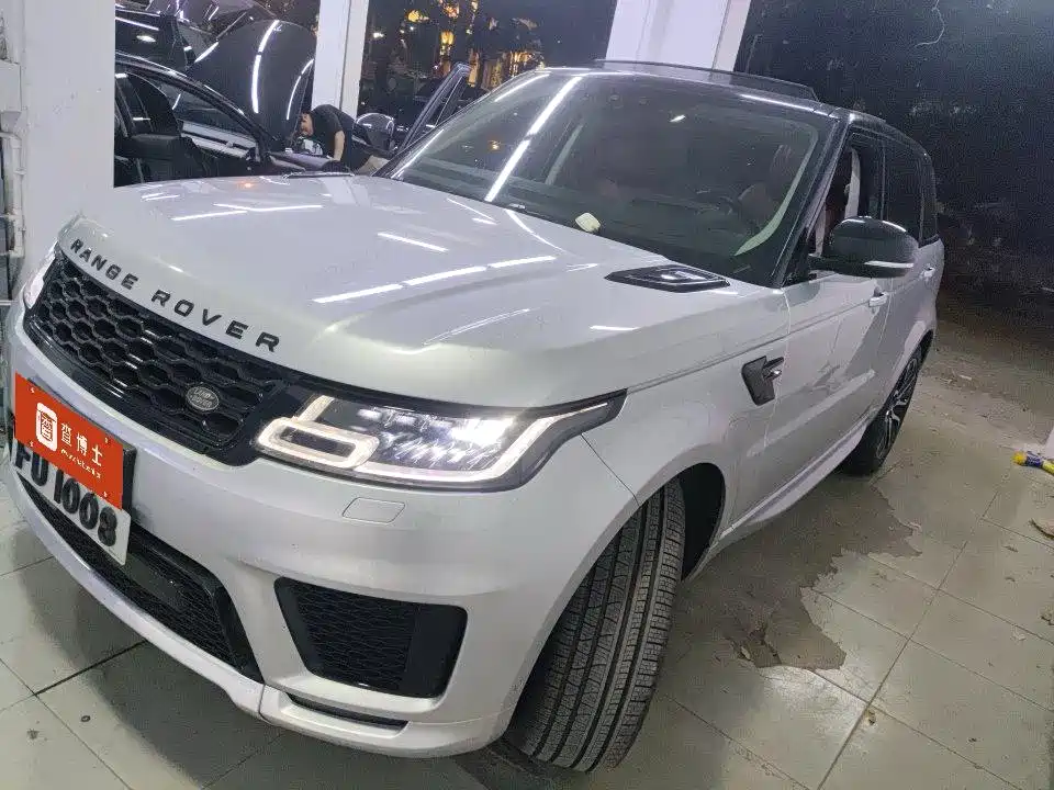 Land Rover Sport 2022