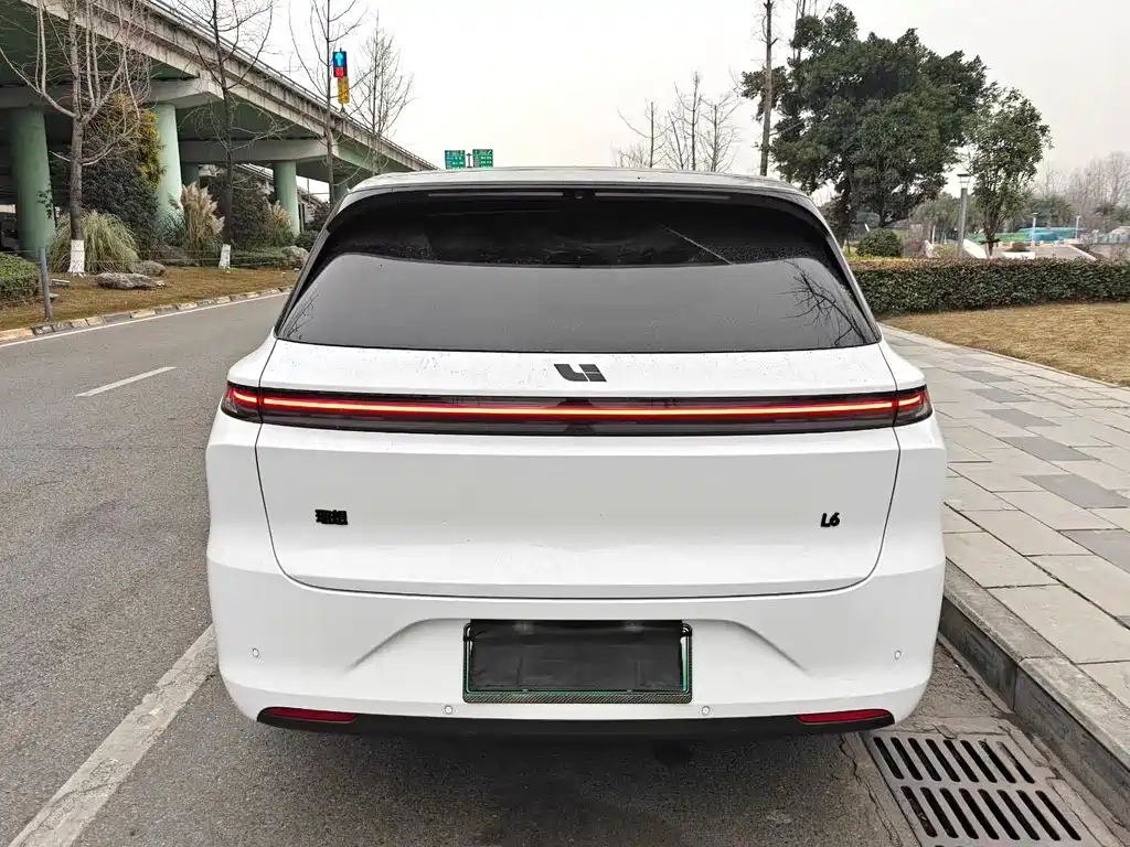 Li Auto IDEAL L6