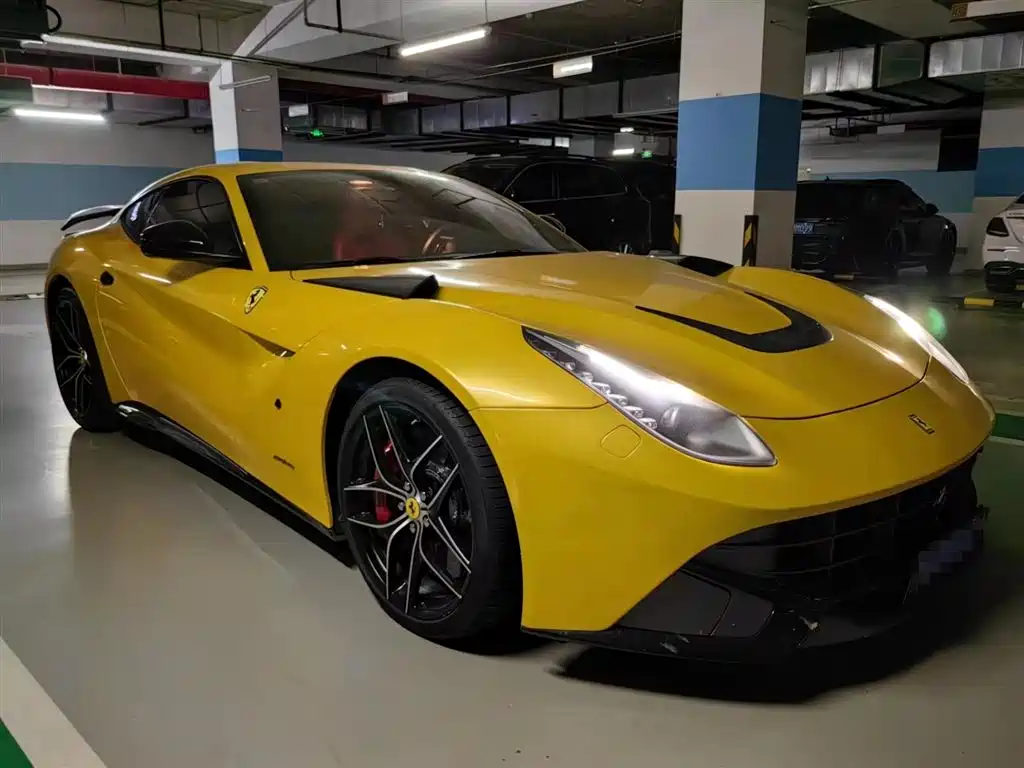 Ferrari F12berlinetta 2013 6.3L