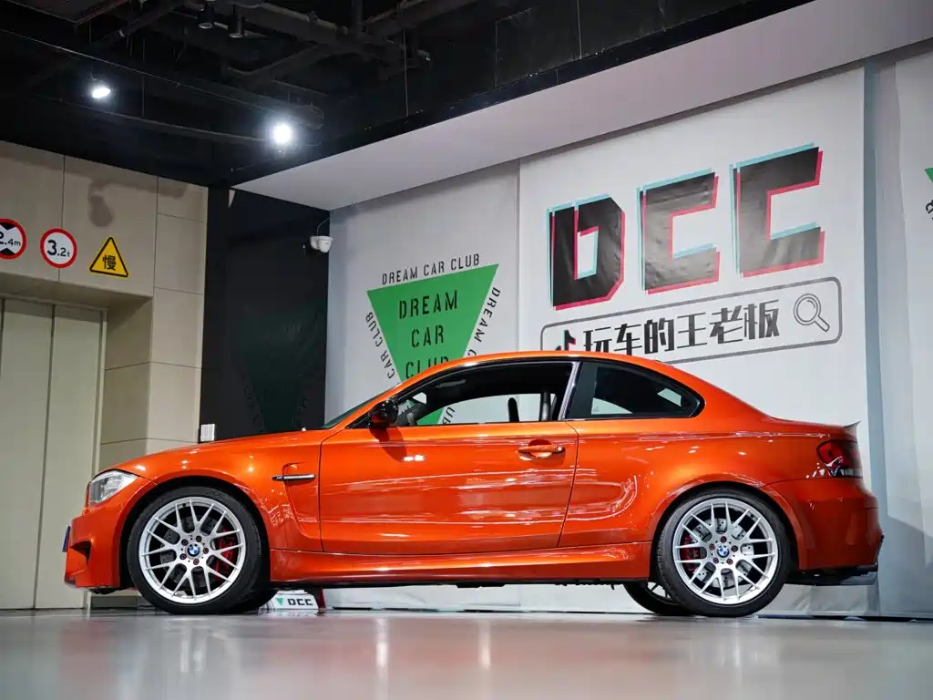 BMW 1 Series M — миниатюра 54