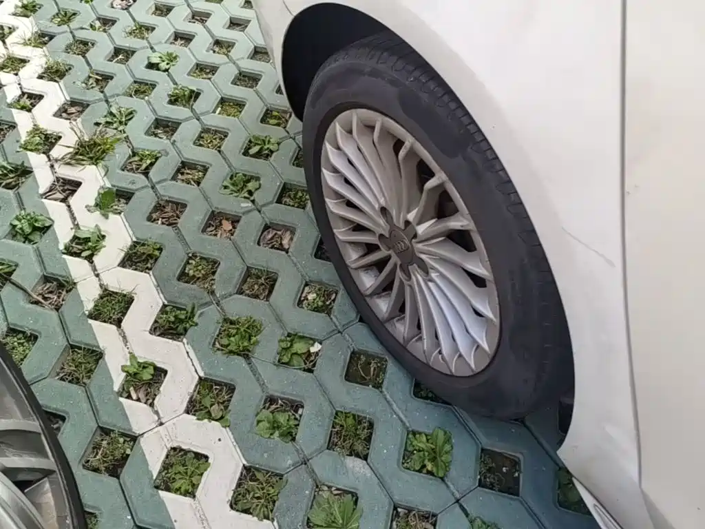 Audi A4L — миниатюра 23