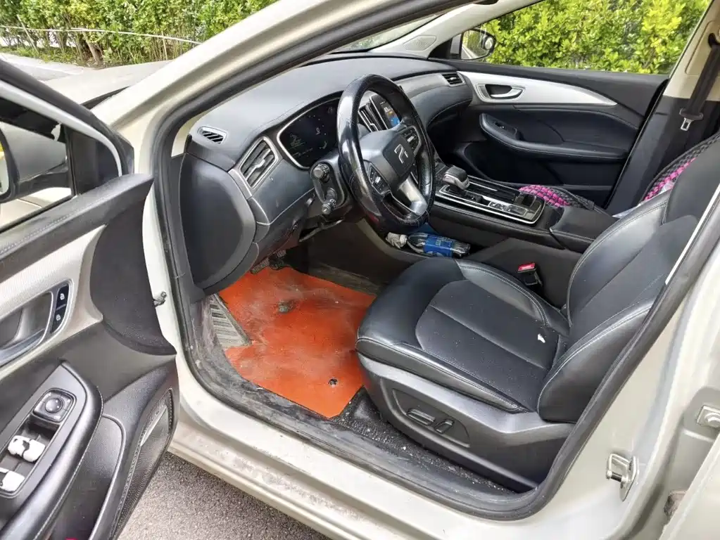 Roewe Feifan ER6 — миниатюра 3