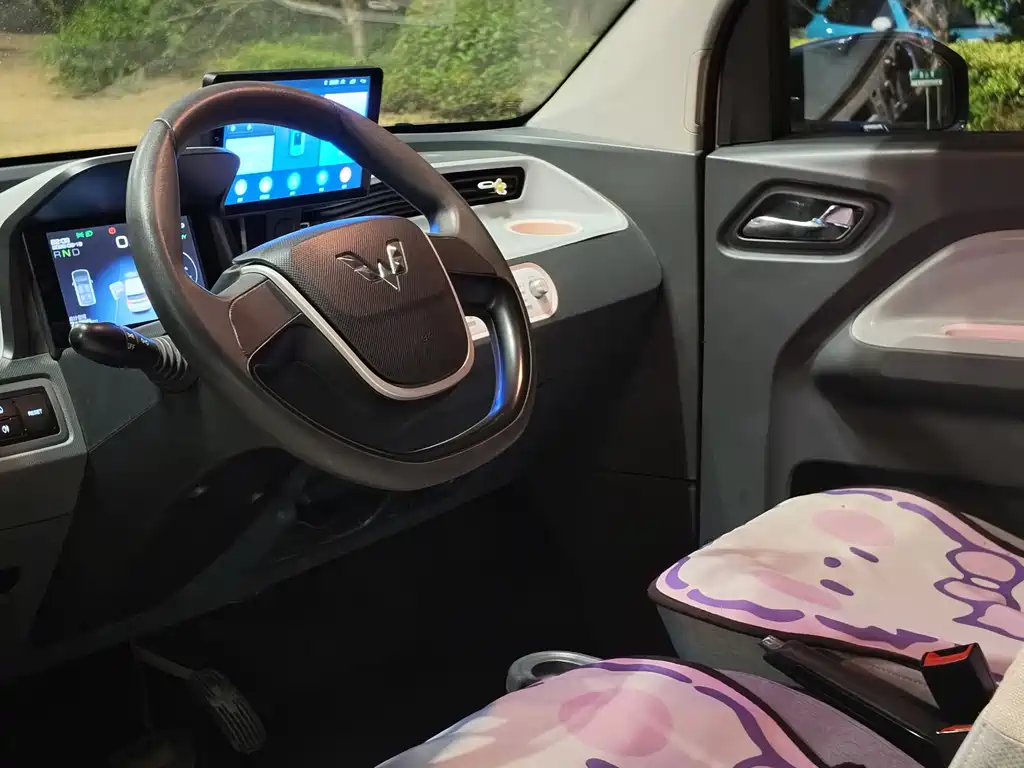Wuling MINIEV — миниатюра 12