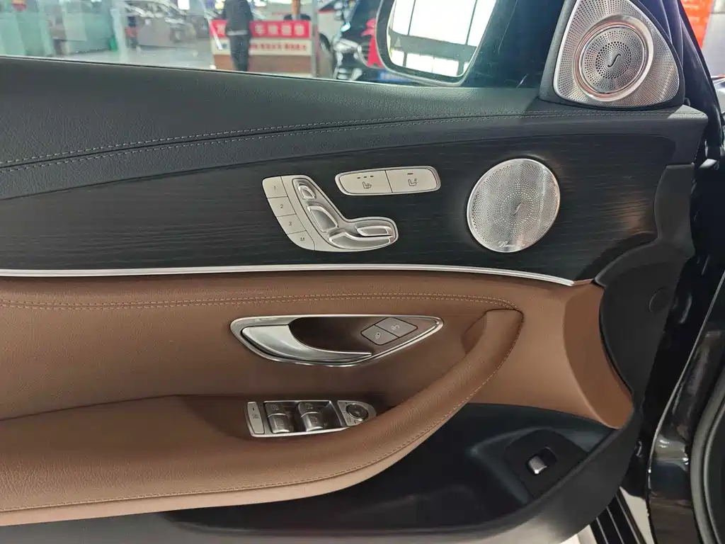 Mercedes-Benz E-Class E 2020 E 300 L Sport