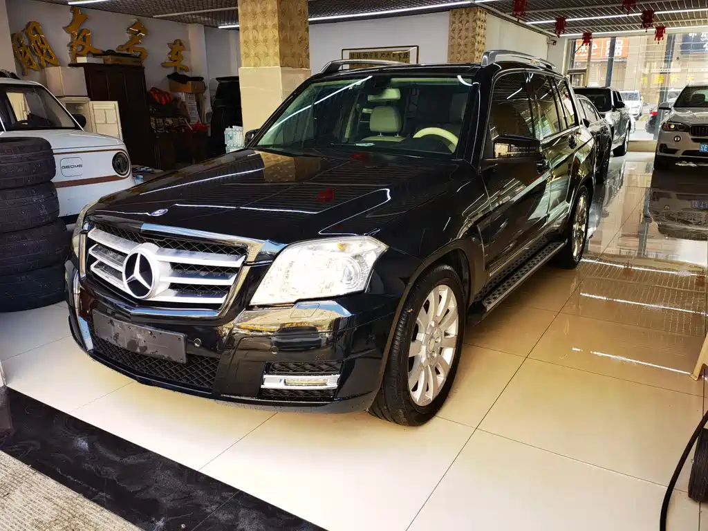 Mercedes-Benz GLK-Class (Import) 2012
