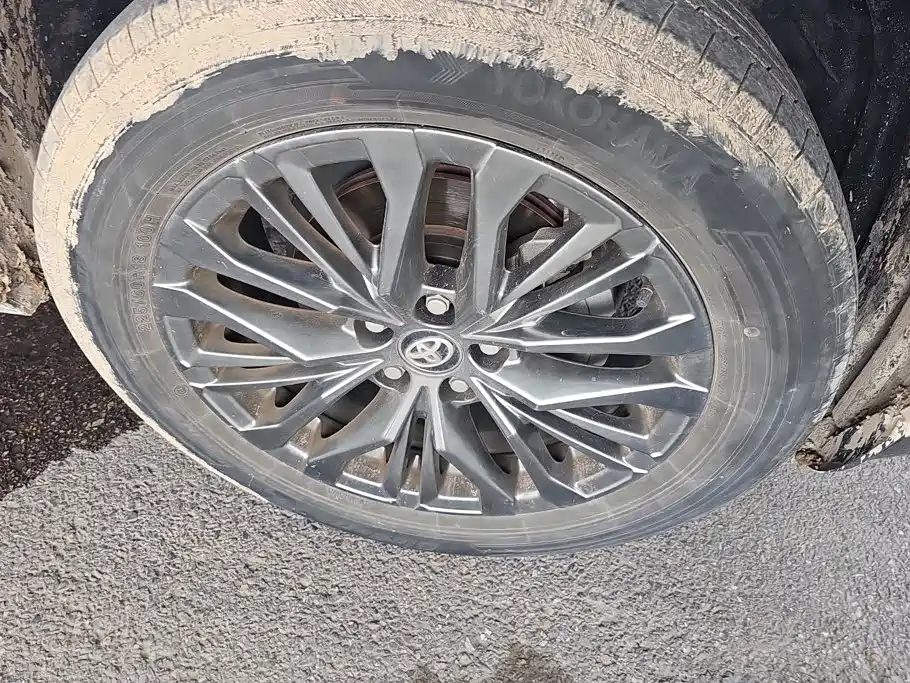 Toyota Wildlander 2023 2.0L CVT Luxury PLUS