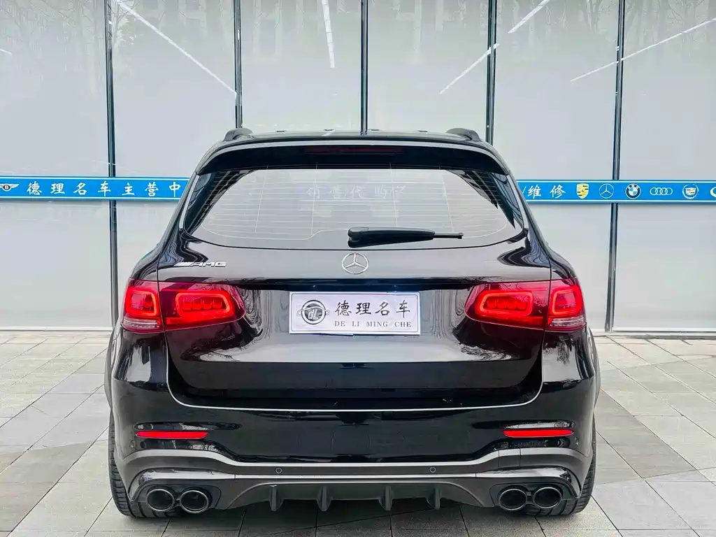 MERCEDES-BENZ GLC AMG