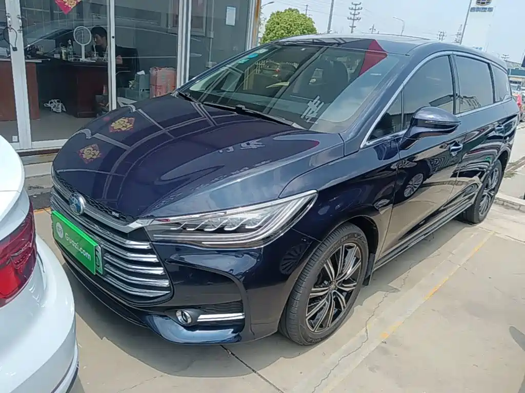 BYD Song MAX MAX 2019 DM 1.5T 7 мест VI