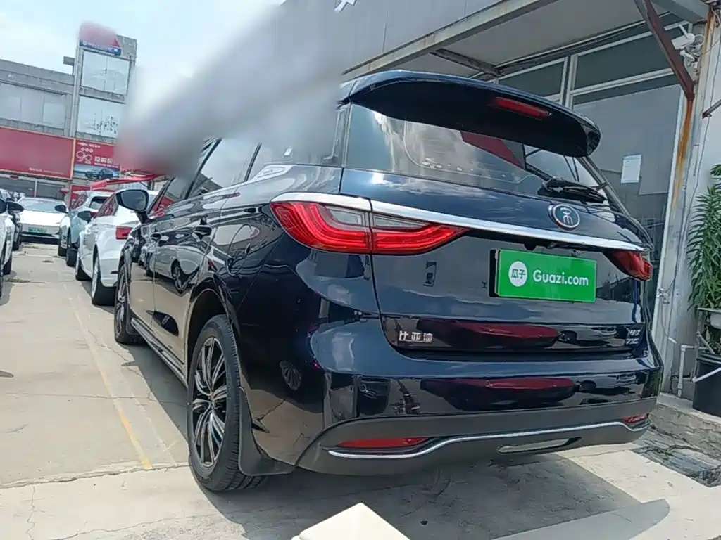BYD Song MAX MAX 2019 DM 1.5T 7 мест VI