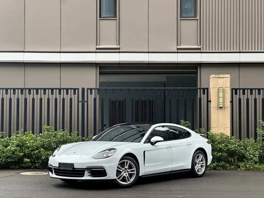 Porsche Panamera 2017