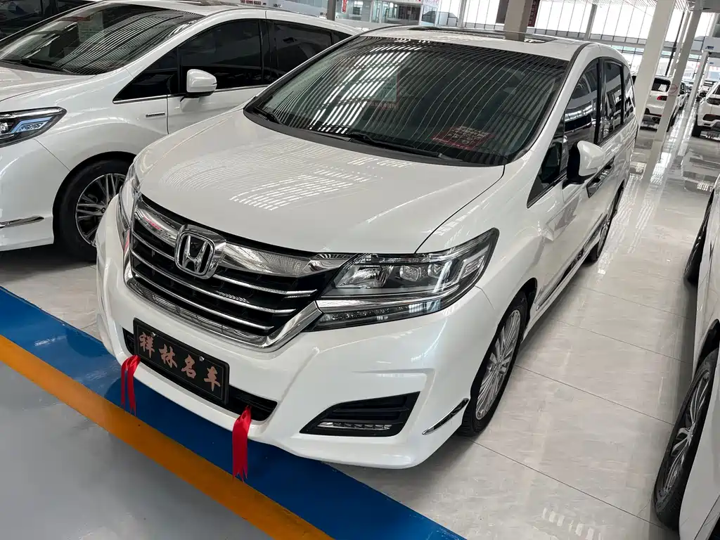 Honda Elysion 2016 2.4L Elegant Edition