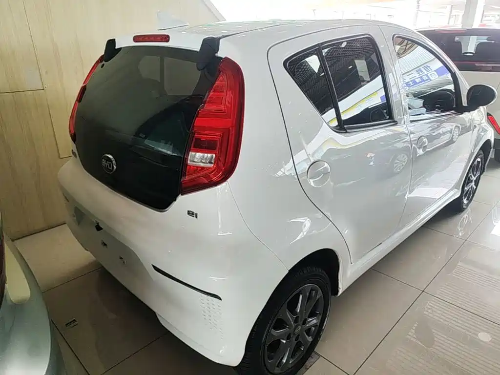 BYD e1 — миниатюра 7