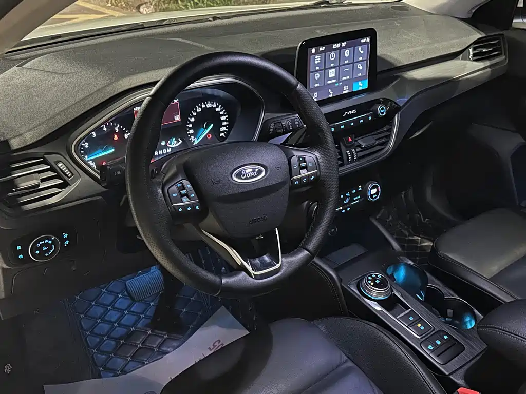 Ford Focus — миниатюра 7