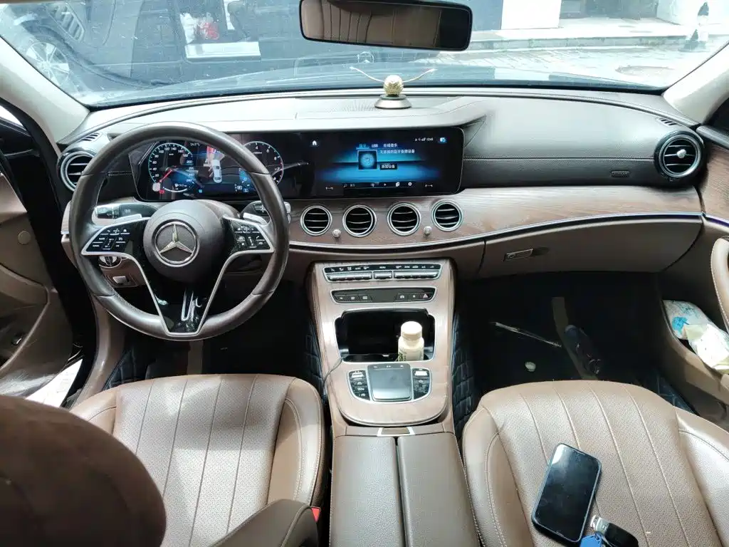 Mercedes-Benz E-Class E 2022 E 300 L Fashion