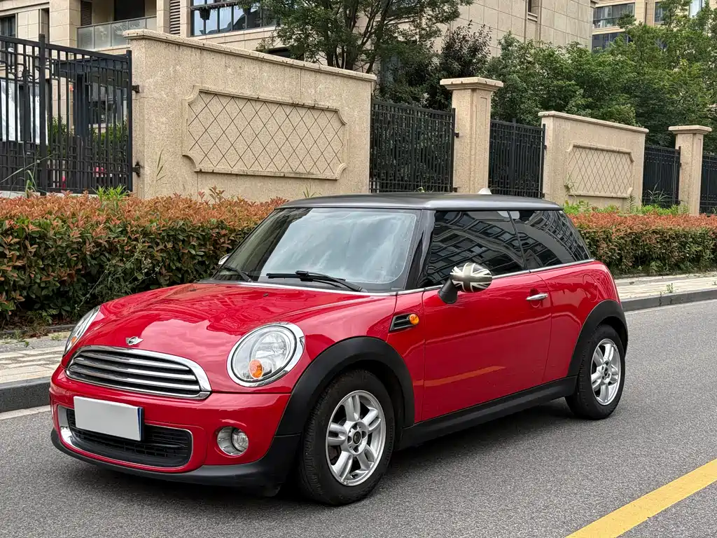 MINI 2013 1.6L ONE Limited No. 2