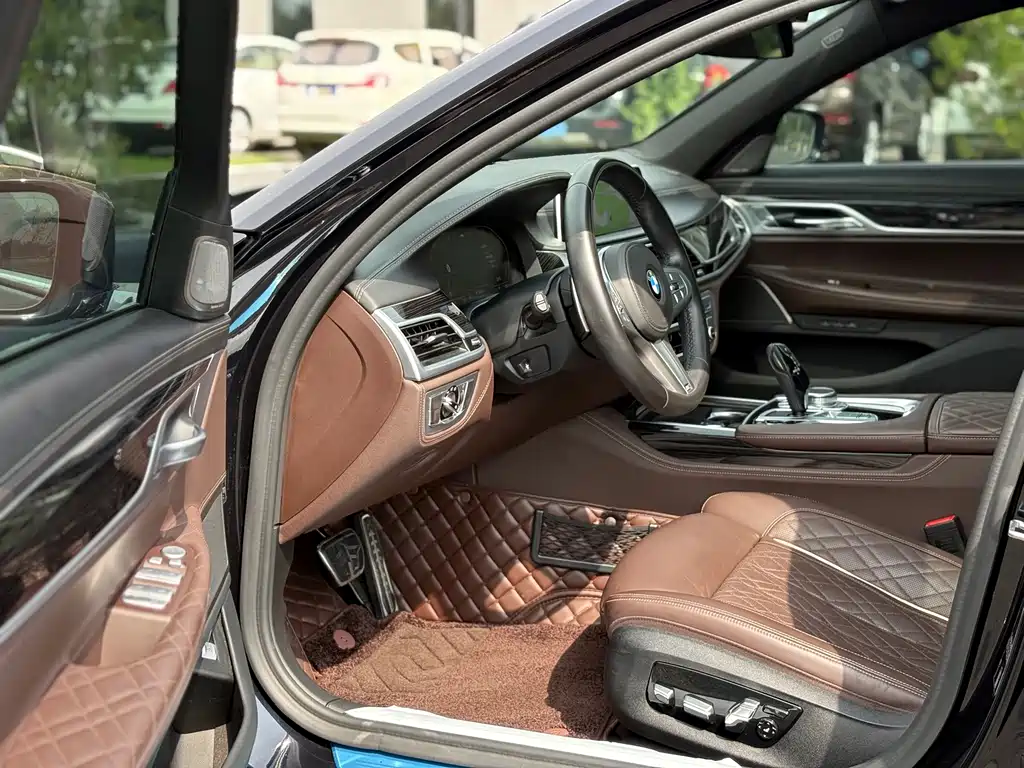 BMW 7 Series 7 2019 740Li Lead M Sport