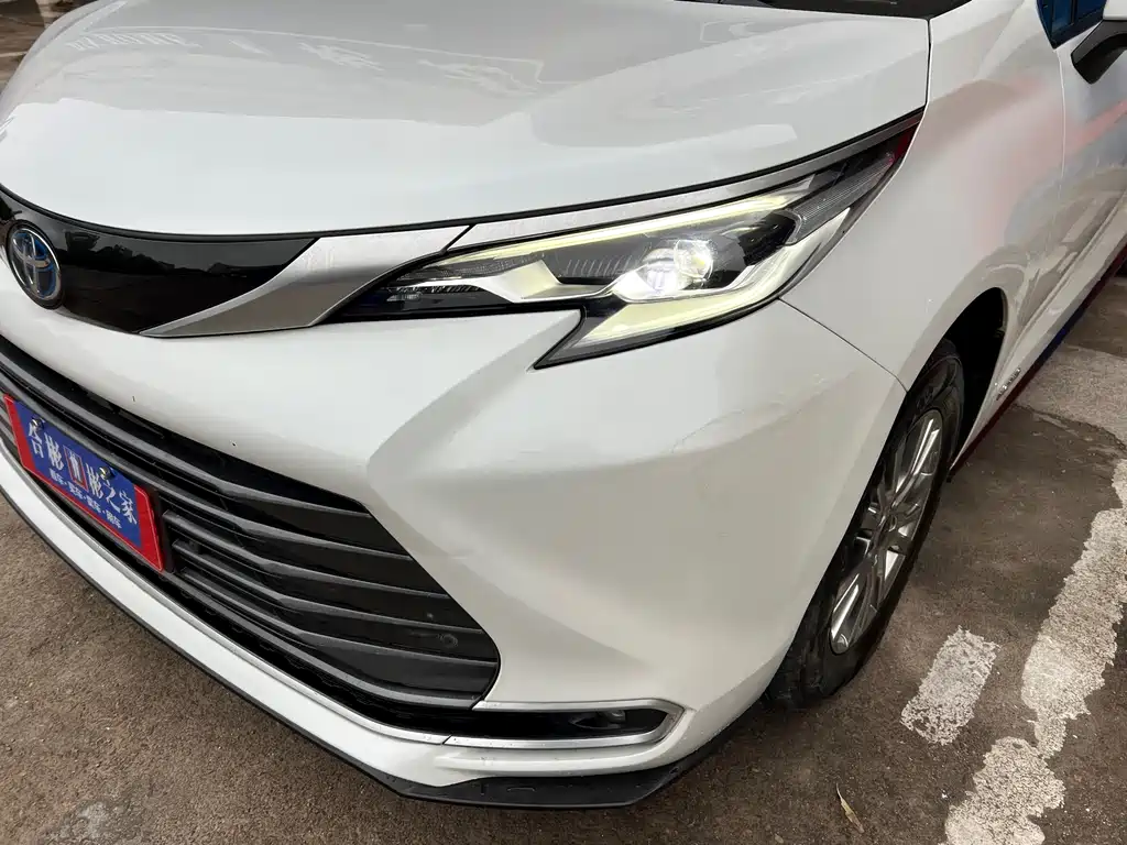 Toyota Sienna — фотографии объявления, Фото 29