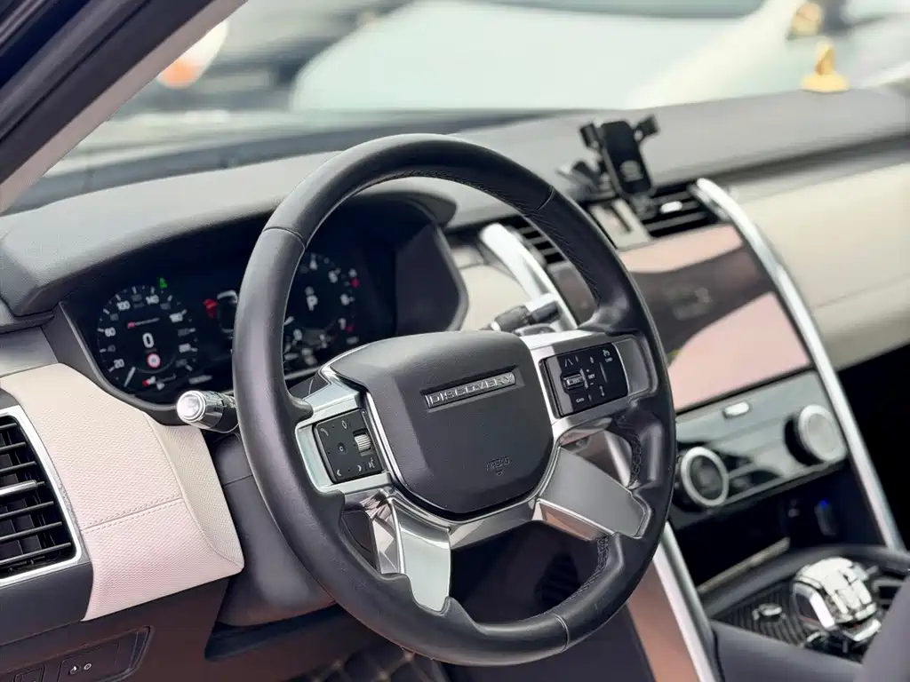 Land Rover Discovery — миниатюра 11