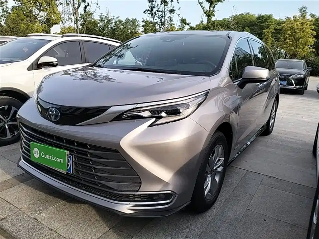 Toyota Sienna 2022