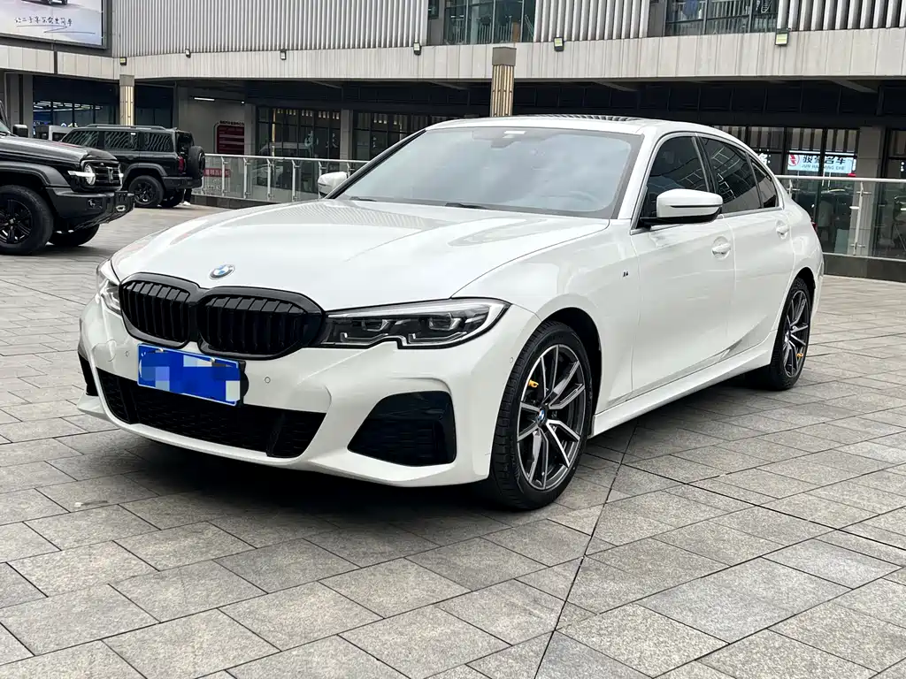 BMW 3 Series 2021