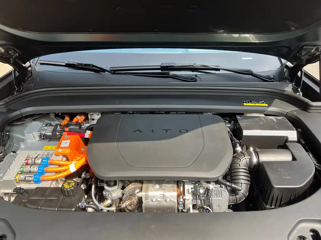 AITO ASK THE WORLD M9