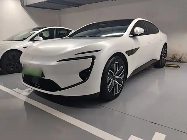 2024 Avatr 12