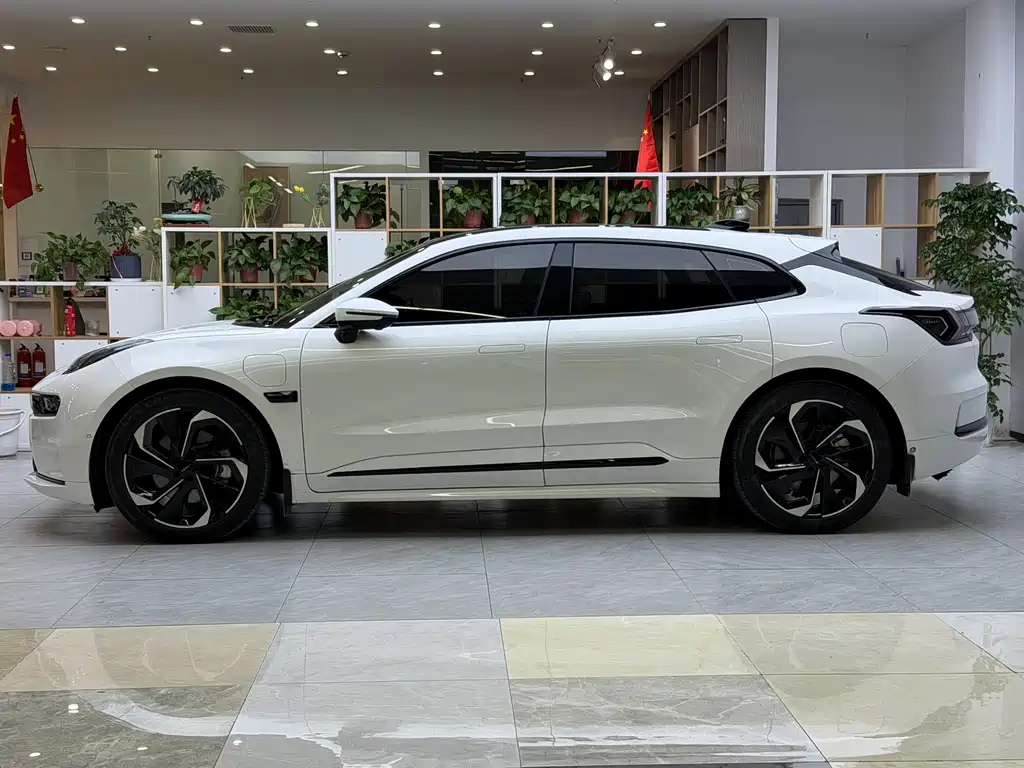 ZEEKR EXTREME KRYPTON 001