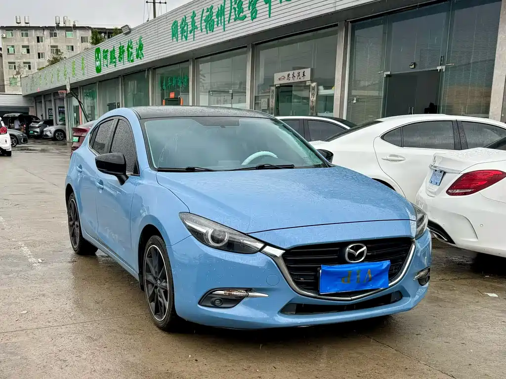 Mazda 3 Axela 2017