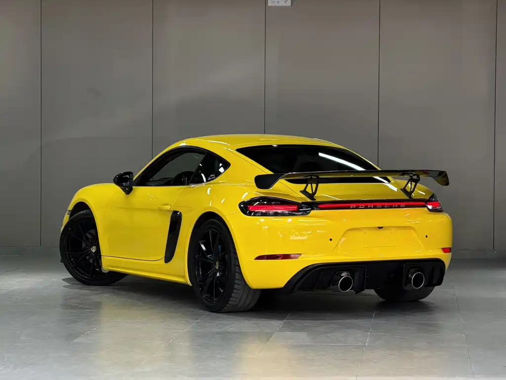 Porsche 718 2018 Cayman 2.0T